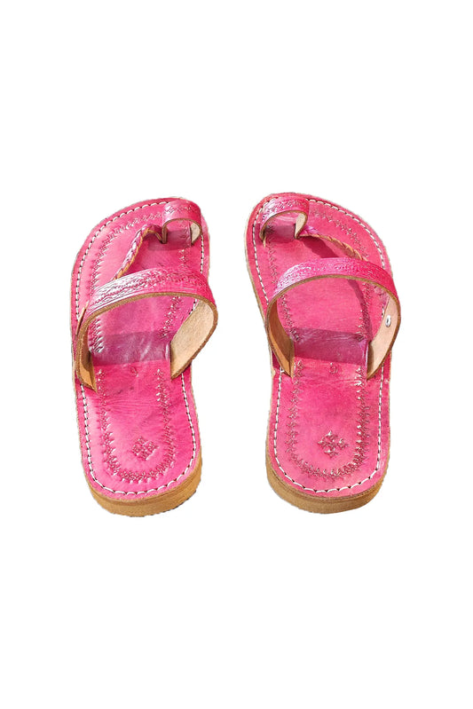 Babouches faites à la main, objet traditionnel africain