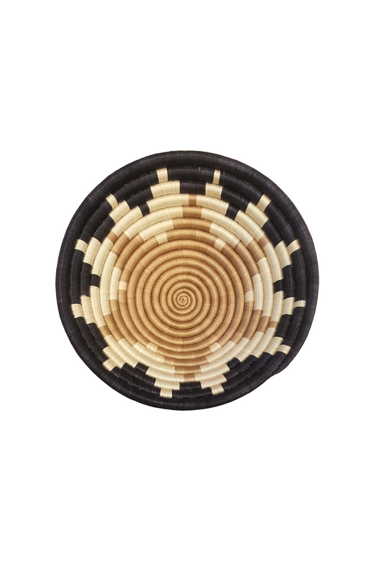 corbeille rwandaise de tradition, faite à la main