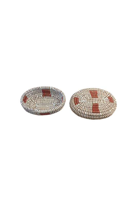 cache-pot à motif, pot en paille tissée, décoration d'intérieur.