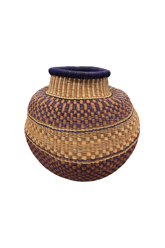cache-pot à motif, pot en paille tissée, décoration d'intérieur.